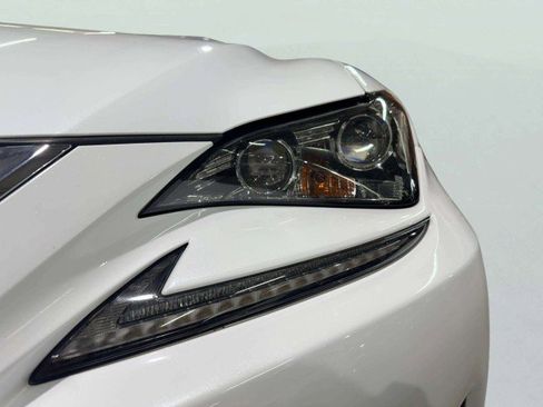 Used 2018 Lexus RC 300 AWD image 10