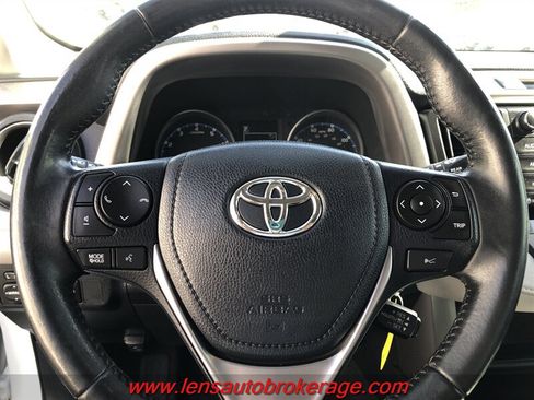 Used 2017 Toyota RAV4 XLE w/ Plus Special Value Package AWD/4WD image 13