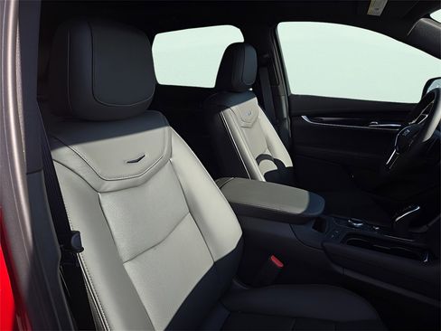 New 2025 Cadillac XT5 Premium Luxury w/ Technology Package image 11