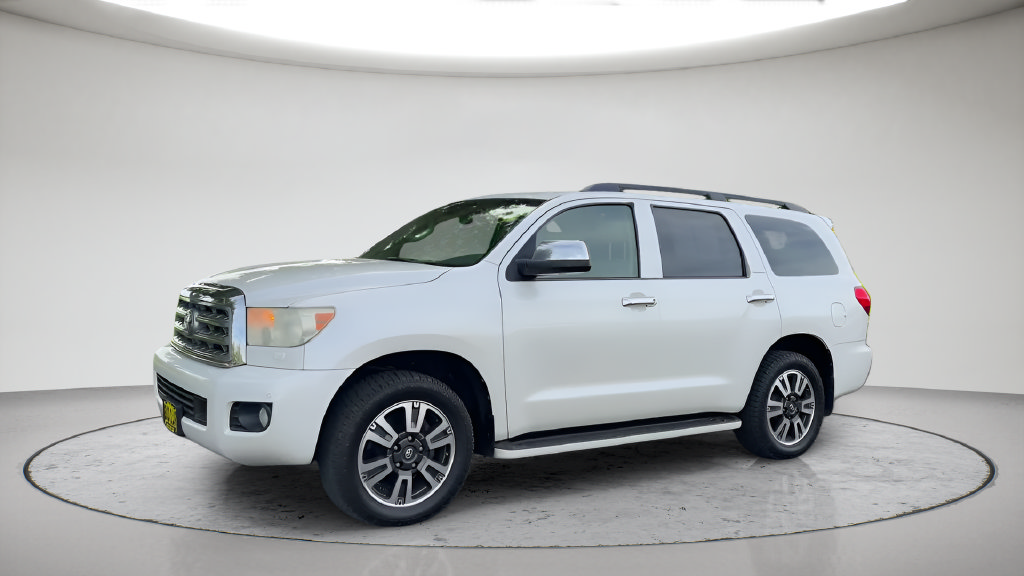 Used 2010 Toyota Sequoia Platinum AWD/4WD image 1