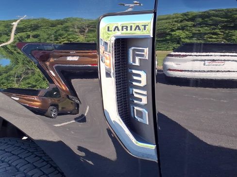 Used 2017 Ford F350 Lariat AWD/4WD image 29