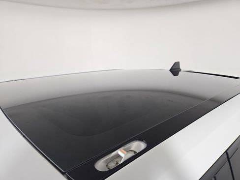 Used 2023 Rivian R1T Adventure image 13