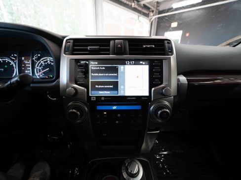 Used 2023 Toyota 4Runner Limited image 17