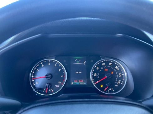 Used 2021 Toyota RAV4 LE FWD image 18