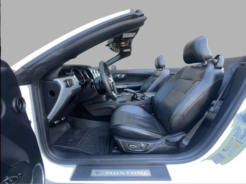 Used 2017 Ford Mustang Premium RWD image 23