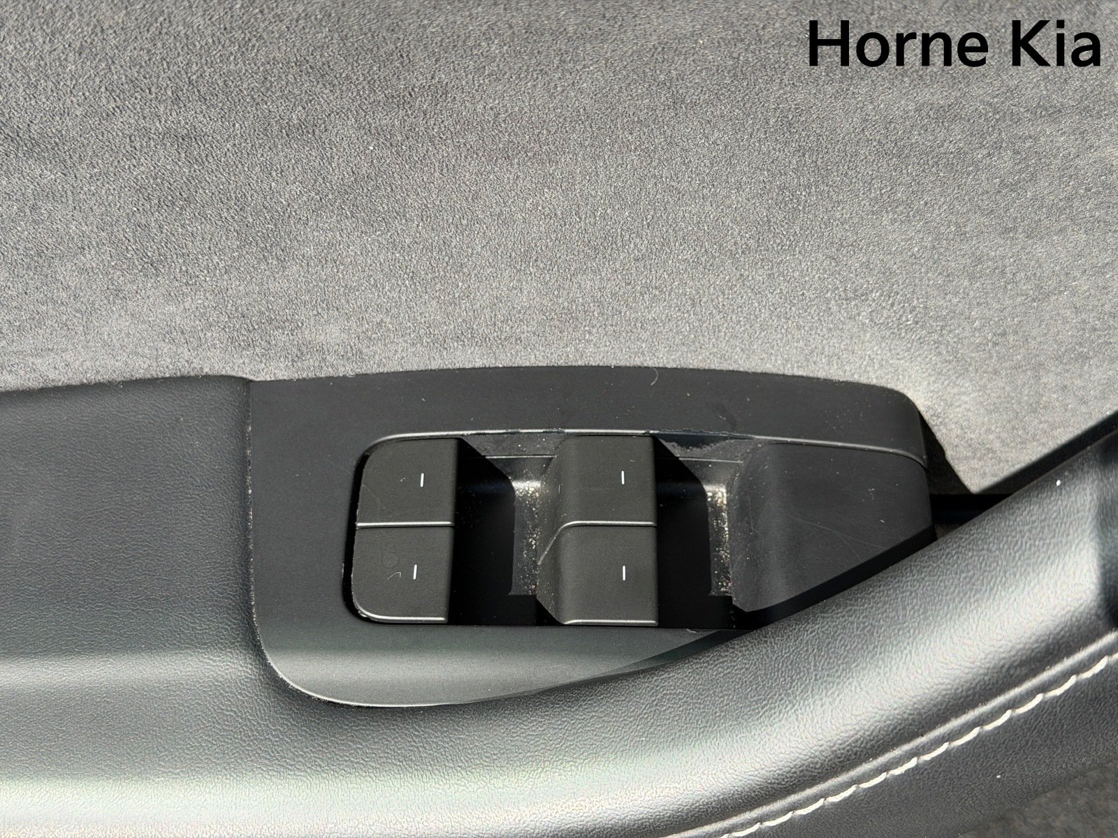 Used 2024 Tesla Model Y 2WD image 17
