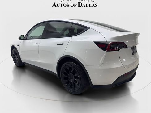 Used 2023 Tesla Model Y Long Range image 9