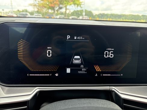 Certified 2025 Kia Sorento S AWD/4WD image 12