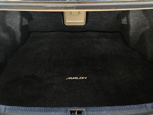 Used 2004 Toyota Avalon image 18