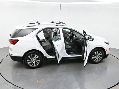 Used 2024 Chevrolet Equinox Premier image 47