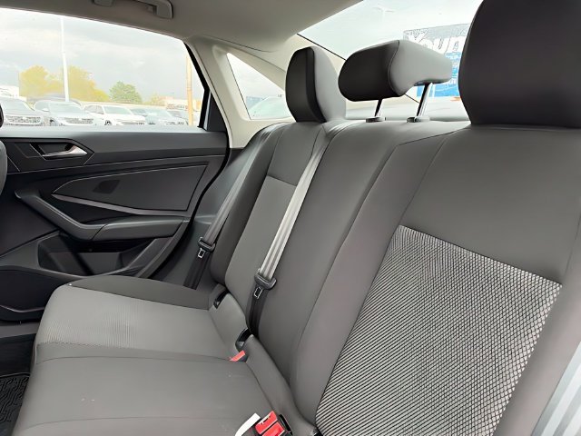 Used 2019 Volkswagen Jetta S w/ Driver Assistance Package FWD image 17