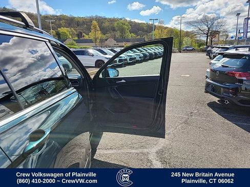 Used 2019 Volkswagen Tiguan SE AWD/4WD image 41