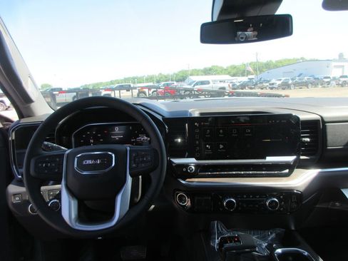 New 2026 GMC Sierra 1500 SLT w/ SLT Premium Plus Package AWD/4WD image 17