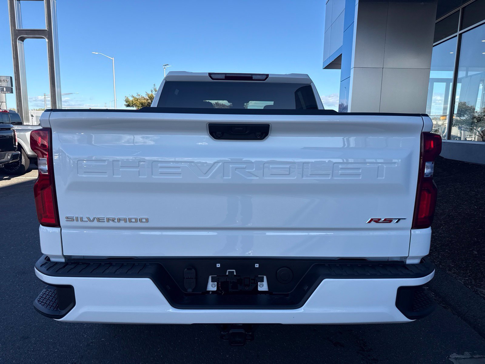 New 2026 Chevrolet Silverado 1500 RST w/ RST Select Package AWD/4WD image 8