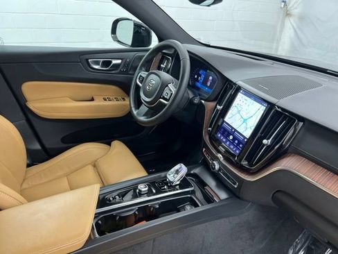 Used 2023 Volvo XC60 B5 Ultimate w/ Climate Package AWD/4WD image 26
