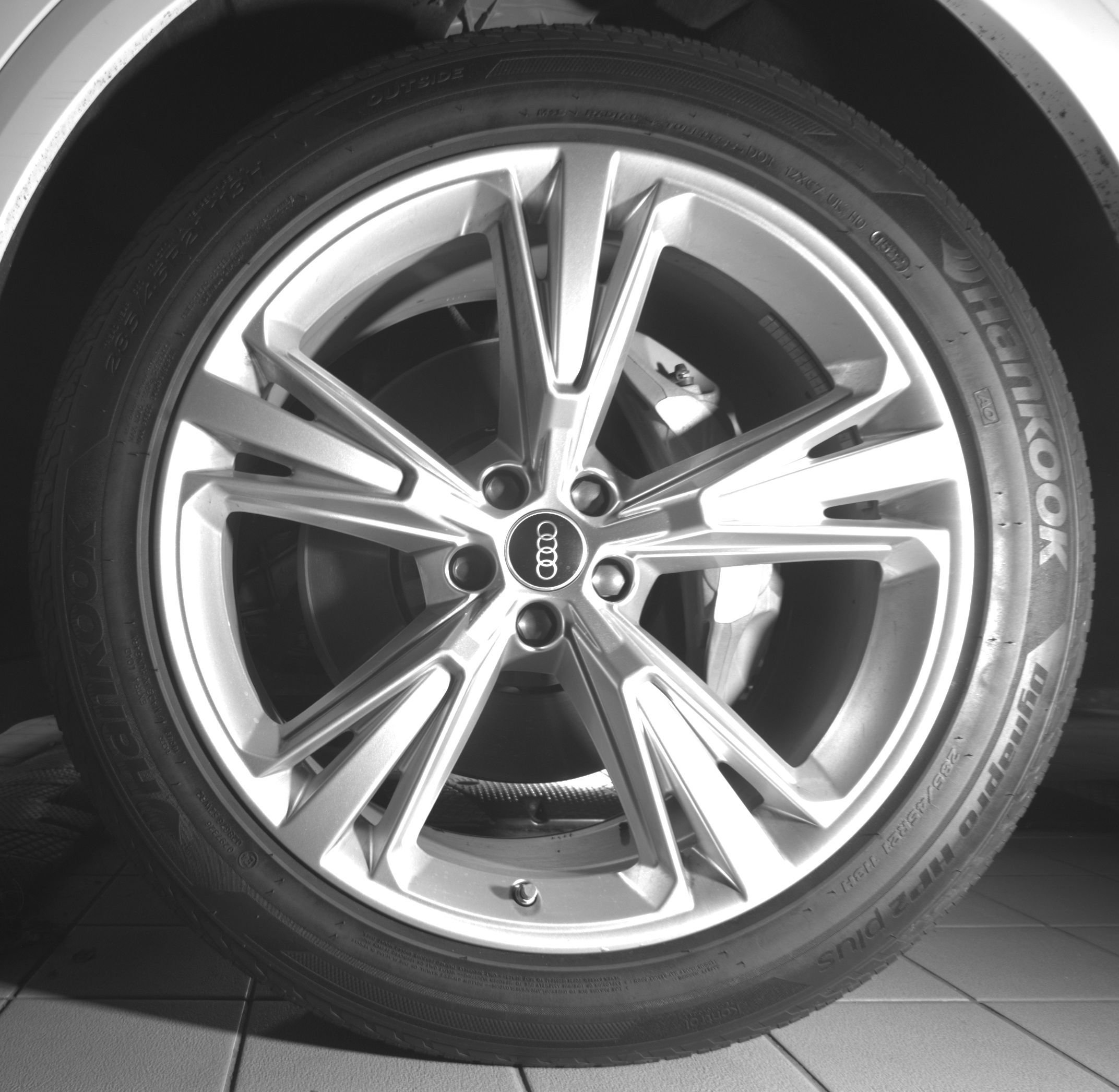 Certified 2022 Audi Q8 Premium AWD/4WD image 24