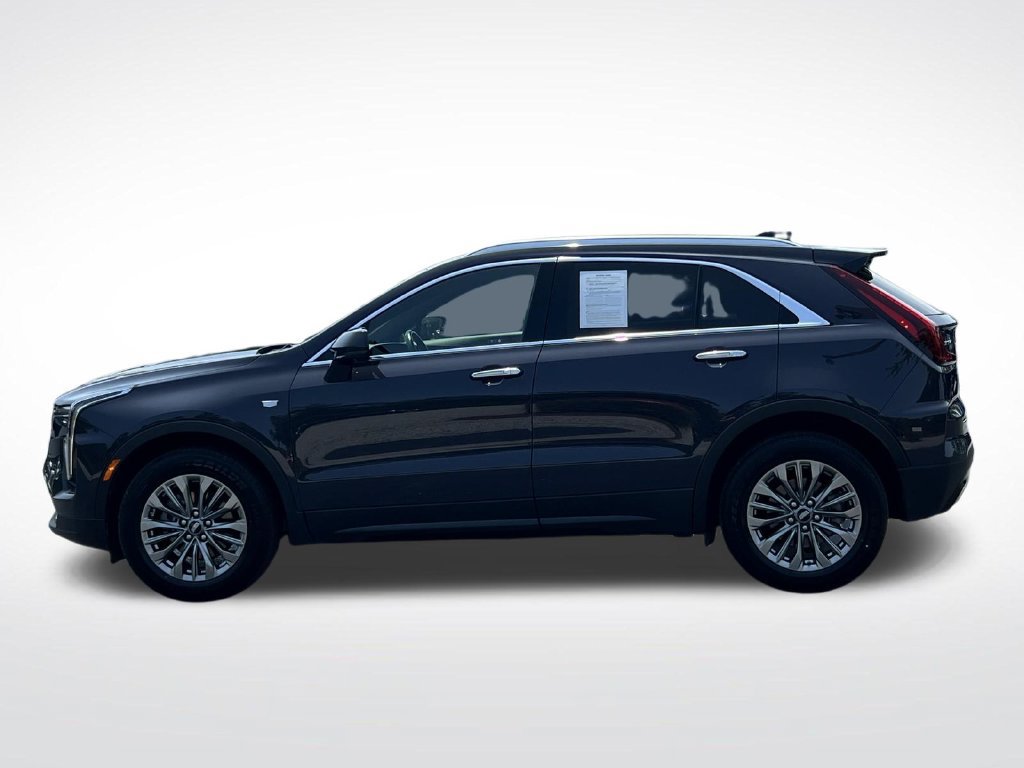 Used 2025 Cadillac XT4 Premium Luxury FWD image 14