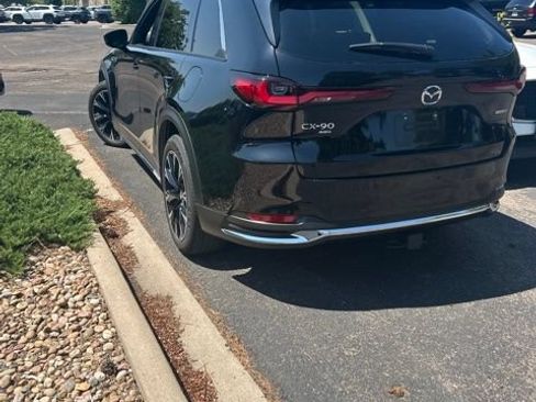 Used 2024 MAZDA CX-90 Plug-In Hybrid w/ Premium Plus AWD/4WD image 4