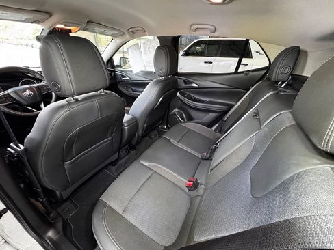 Used 2021 Buick Encore GX Select w/ Advanced Technology Package FWD image 41