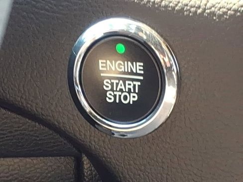 Used 2024 Ford Edge Titanium w/ Equipment Group 301A AWD/4WD image 17