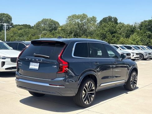 New 2026 Volvo XC90 T8 Ultra image 4