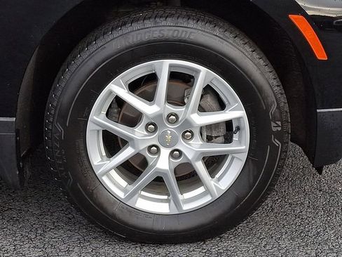 Used 2024 Chevrolet Equinox LT image 11