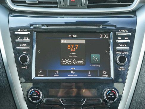 Used 2023 Nissan Murano SV AWD/4WD image 14