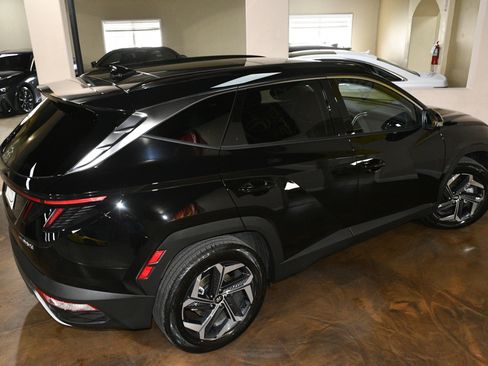 Used 2024 Hyundai Tucson Limited image 79