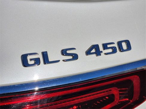 Certified 2022 Mercedes-Benz GLS 450 4MATIC image 17
