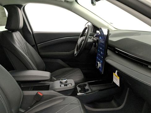 New 2024 Ford Mustang Mach-E Select w/ Comfort Package Lite image 38