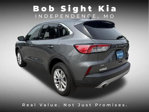 Used 2022 Ford Escape SE AWD/4WD image 10