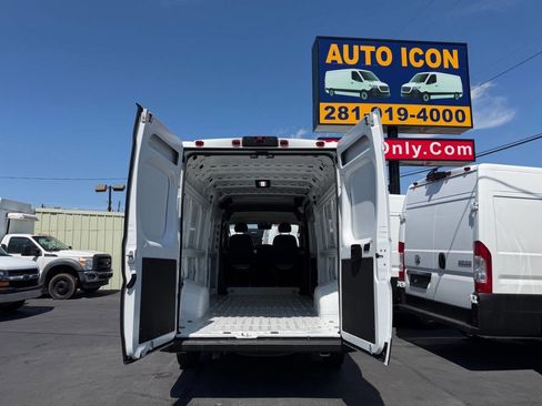 Used 2025 RAM ProMaster 3500 w/ Convenience Group FWD image 22