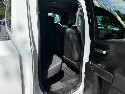 Used 2019 Chevrolet Silverado 1500 Custom w/ Custom Value Package AWD/4WD image 14