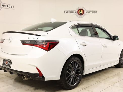 Used 2022 Acura ILX image 3