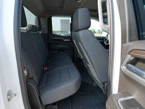 Used 2023 Chevrolet Silverado 1500 LT w/ Protection Package AWD/4WD image 23