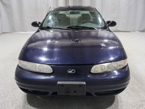 Used 2004 Oldsmobile Alero GLS w/ Sun And Sound Package image 7