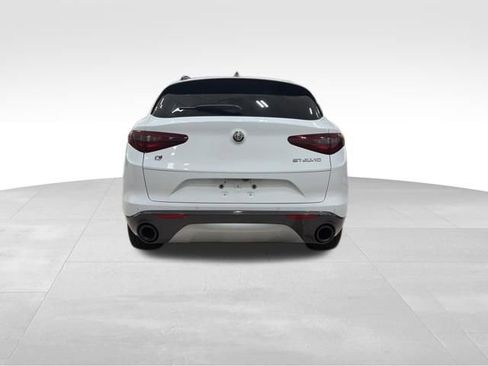 Used 2023 Alfa Romeo Stelvio Ti image 28