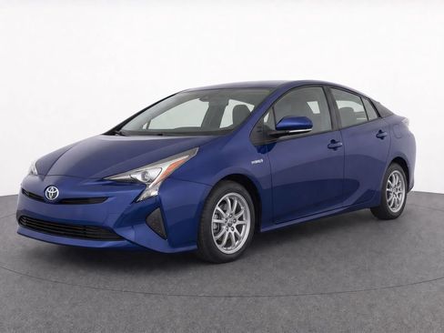 Used 2016 Toyota Prius Two FWD image 1