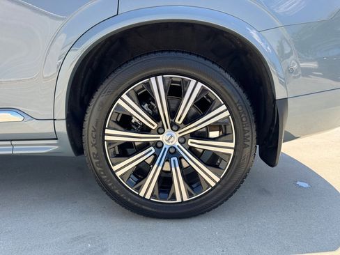 Certified 2023 Volvo XC90 B6 Plus w/ Protection Package Premier AWD/4WD image 22