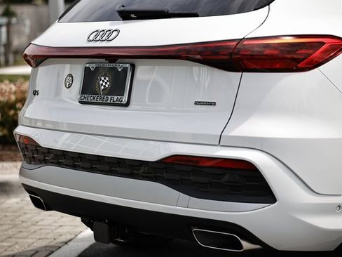 New 2025 Audi Q5 Premium Plus w/ Premium Plus image 9