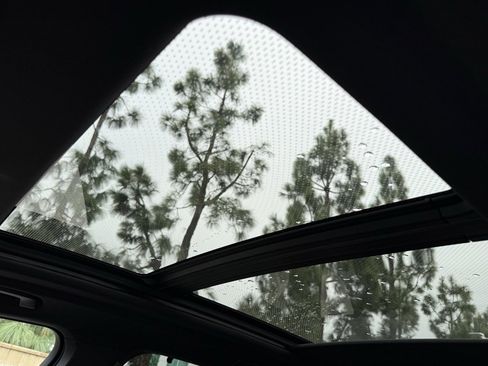 New 2026 BMW X5 M60i image 21