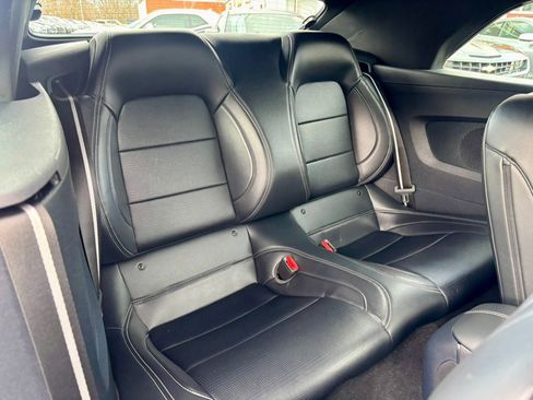 Used 2024 Ford Mustang GT Premium image 19