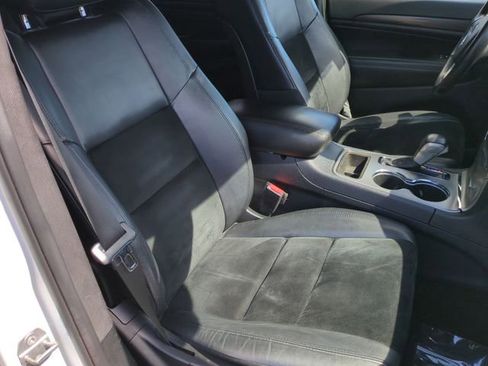 Used 2018 Jeep Grand Cherokee Altitude image 24