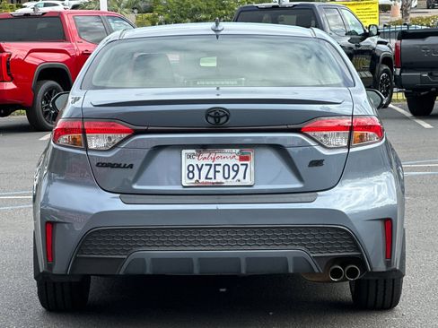 Used 2022 Toyota Corolla SE w/ SE Premium Package image 4
