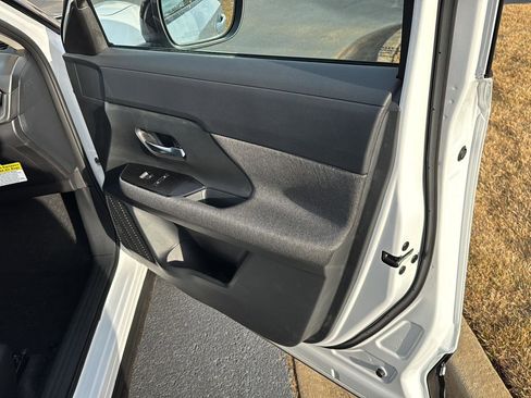 New 2026 Nissan Kicks SV w/ Cold Weather Package image 12