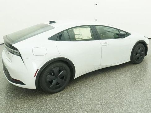 New 2026 Toyota Prius Plug-In Hybrid image 9