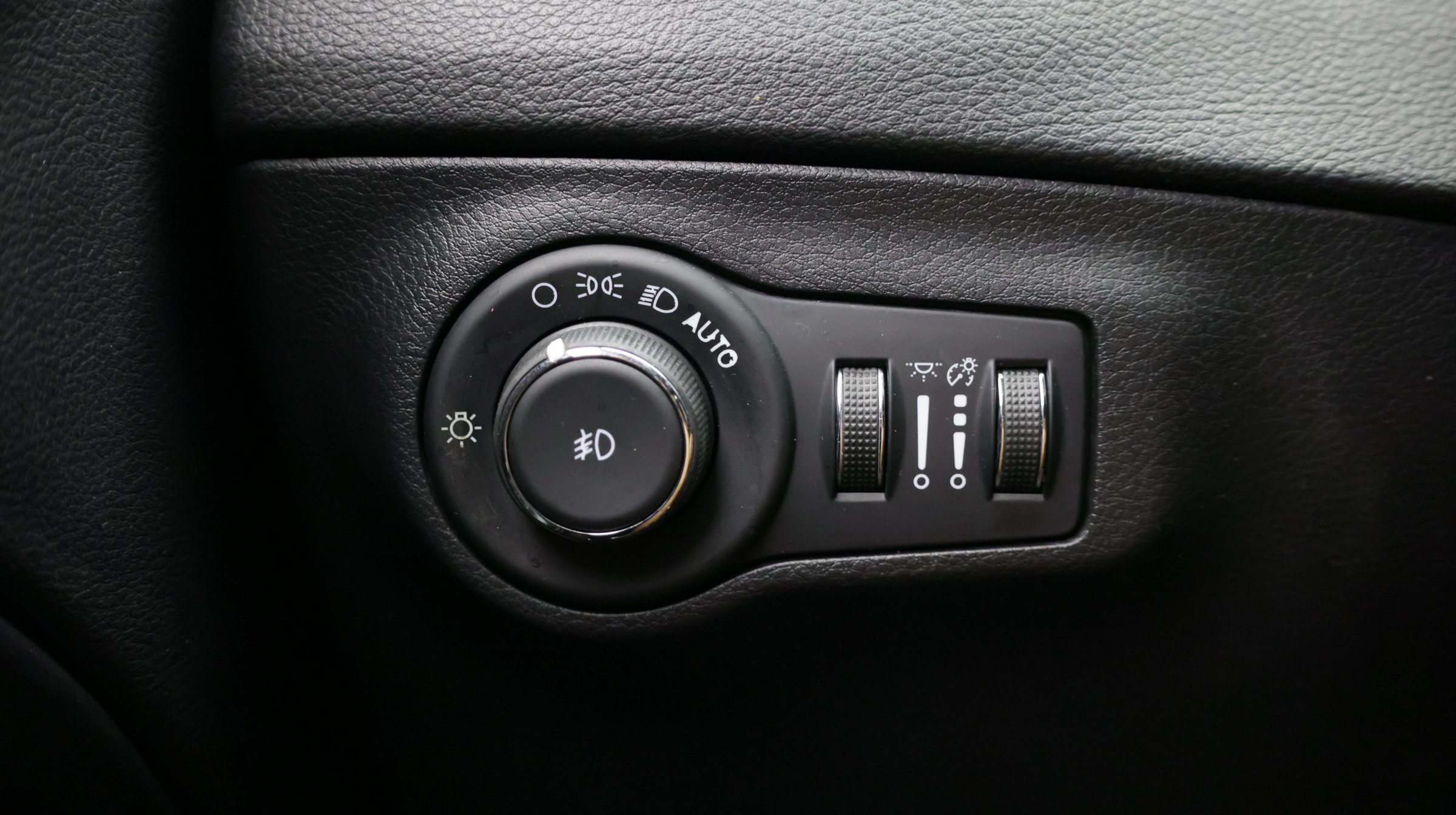 Used 2021 Jeep Compass Limited AWD/4WD image 22
