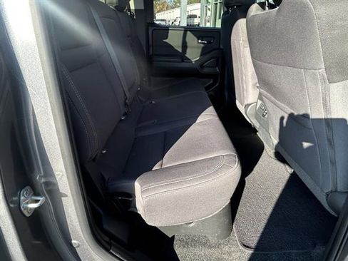 Used 2023 Nissan Frontier SV w/ SV Convenience Package image 28