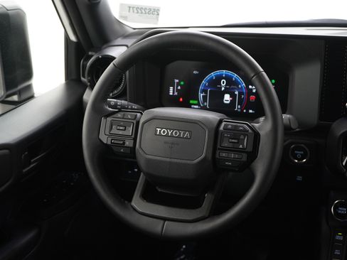 Used 2025 Toyota Land Cruiser 1958 image 16