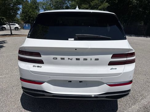 Used 2025 Genesis GV80 2.5T Advanced AWD/4WD image 9